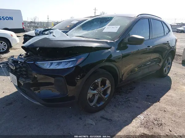 1FMCU9MN6SUA62120 2025 FORD ESCAPE - Image 2