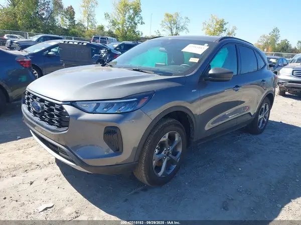 1FMCU9MN6SUA69410 2025 FORD ESCAPE - Image 2
