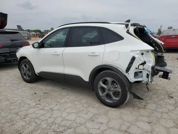 1FMCU9MN6SUA82058 2025 FORD ESCAPE - Image 2
