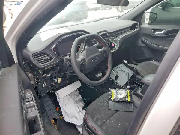 1FMCU9MN6SUB17360 2025 FORD ESCAPE - Image 8