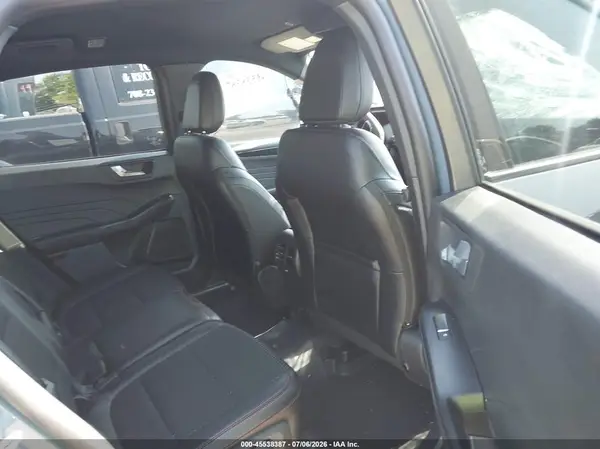 1FMCU9MN6TUA40930 2026 FORD ESCAPE - Image 8