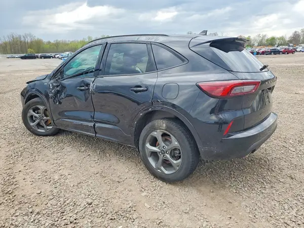 1FMCU9MN7PUA06422 2023 FORD ESCAPE - Image 2