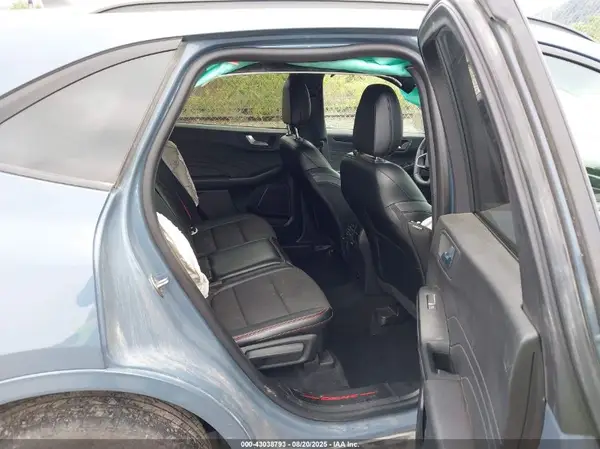 1FMCU9MN7PUA10972 2023 FORD ESCAPE - Image 8