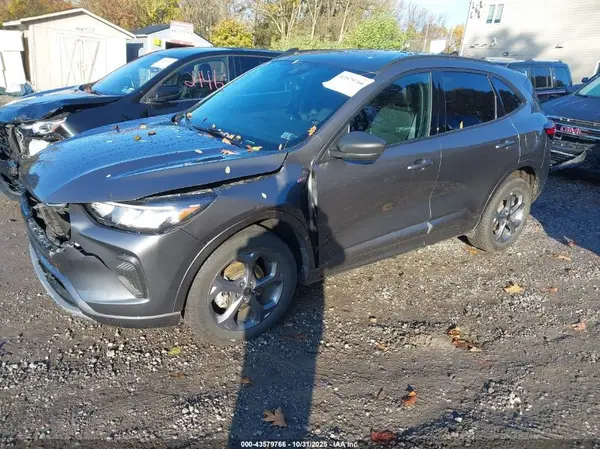 1FMCU9MN7PUA36567 2023 FORD ESCAPE - Image 2