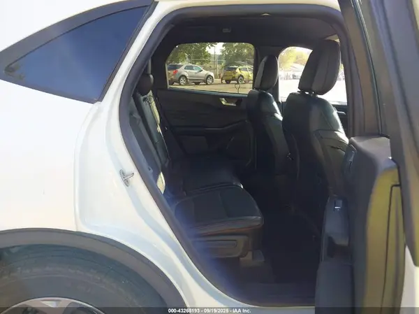 1FMCU9MN7SUB14483 2025 FORD ESCAPE - Image 8