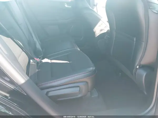 1FMCU9MN7TUA09847 2026 FORD ESCAPE - Image 8