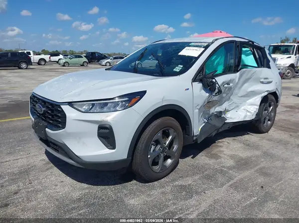 1FMCU9MN7TUA10111 2026 FORD ESCAPE - Image 2