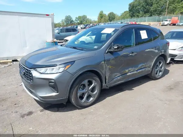 1FMCU9MN8RUA12278 2024 FORD ESCAPE - Image 2