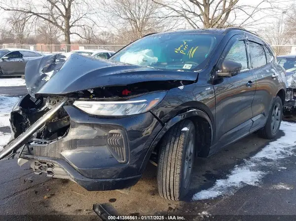 1FMCU9MN8RUB00750 2024 FORD ESCAPE - Image 2