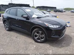 1FMCU9MN8SUA62040 2025 FORD ESCAPE