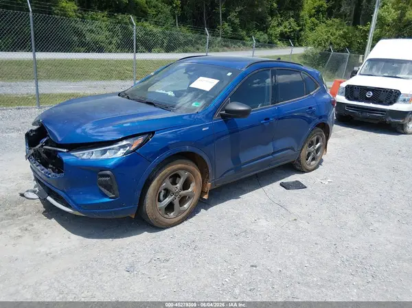 1FMCU9MN9PUA90498 2023 FORD ESCAPE - Image 2