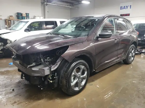 1FMCU9MN9PUB38842 2023 FORD ESCAPE - Image 1