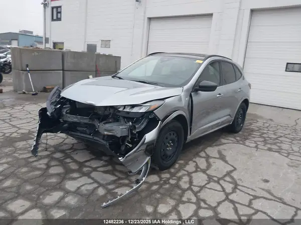 1FMCU9MN9RUA47007 2024 FORD ESCAPE - Image 2