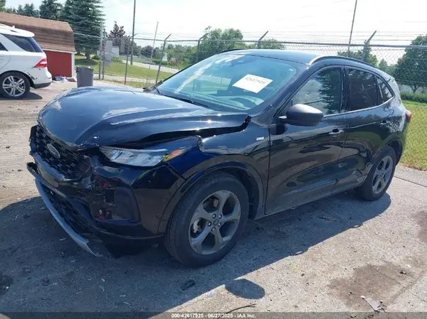 1FMCU9MNXPUA66324 2023 FORD ESCAPE - Image 2