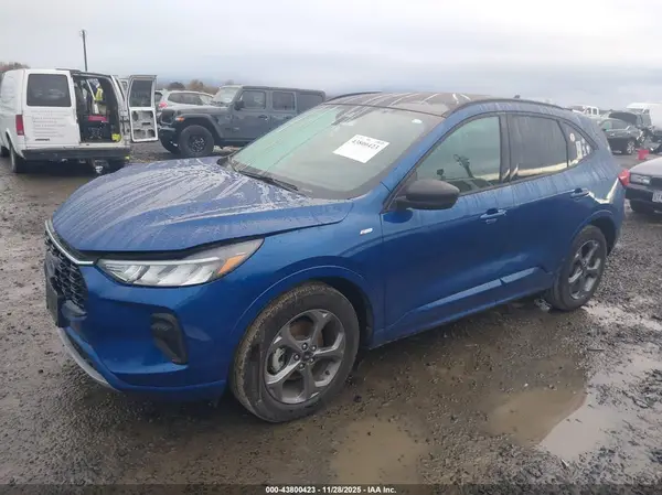 1FMCU9MNXPUA94480 2023 FORD ESCAPE - Image 2