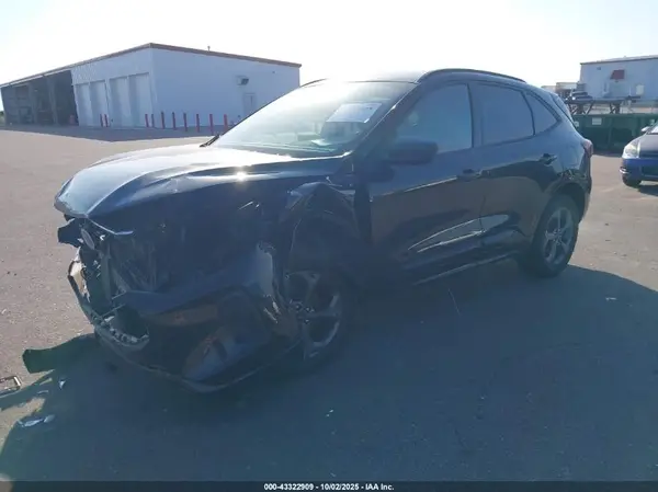 1FMCU9MNXRUA28644 2024 FORD ESCAPE - Image 2