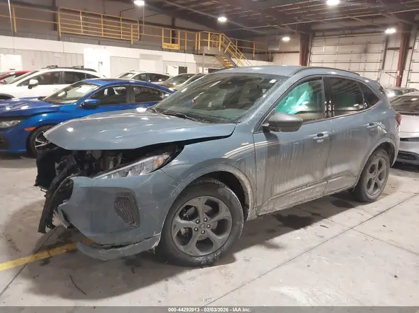 1FMCU9MNXRUB20725 2024 FORD ESCAPE - Image 2