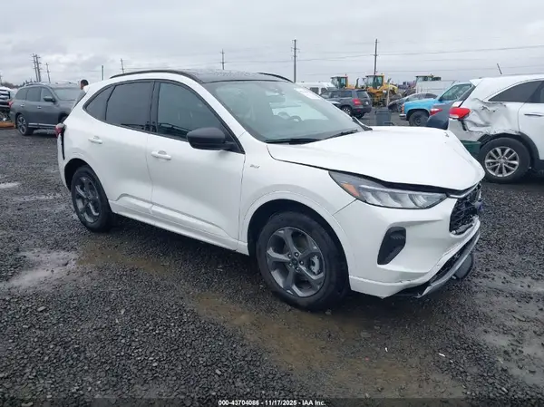 1FMCU9MNXRUB53157 2024 FORD ESCAPE - Image 1