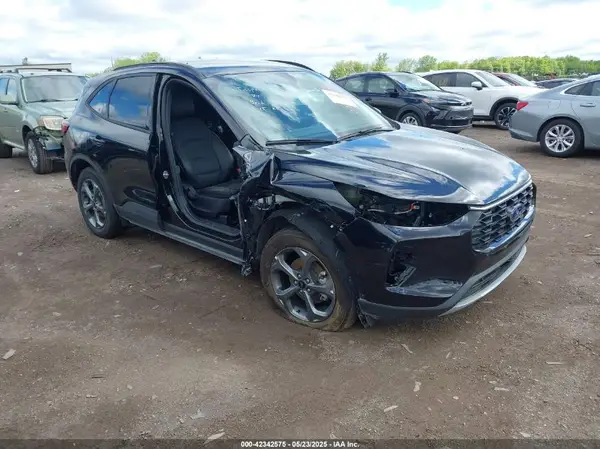 1FMCU9MNXSUA63061 2025 FORD ESCAPE - Image 1
