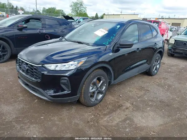 1FMCU9MNXSUA63061 2025 FORD ESCAPE - Image 2