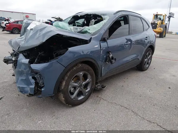 1FMCU9MNXSUA69815 2025 FORD ESCAPE - Image 2