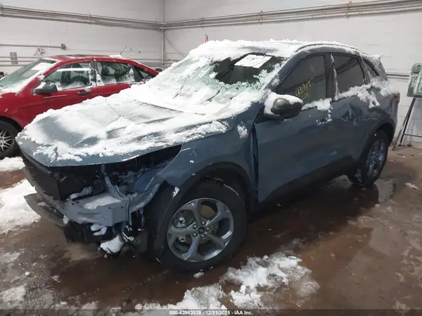 1FMCU9MNXSUA97050 2025 FORD ESCAPE - Image 2