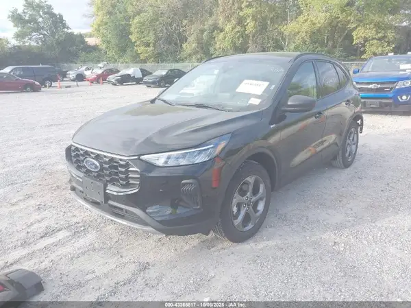 1FMCU9MNXSUA99378 2025 FORD ESCAPE - Image 2