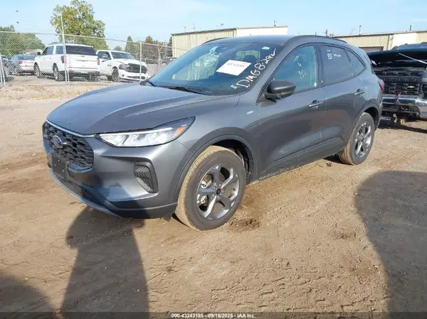 1FMCU9MNXSUB18303 2025 FORD ESCAPE - Image 2