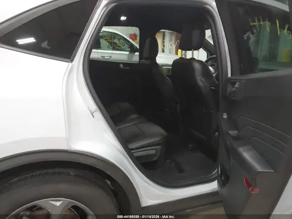 1FMCU9NA0SUB43223 2025 FORD ESCAPE - Image 8