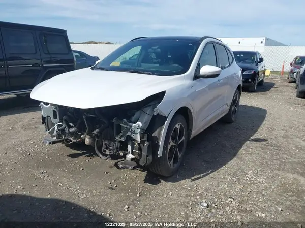 1FMCU9NA1RUA31167 2024 FORD ESCAPE - Image 2