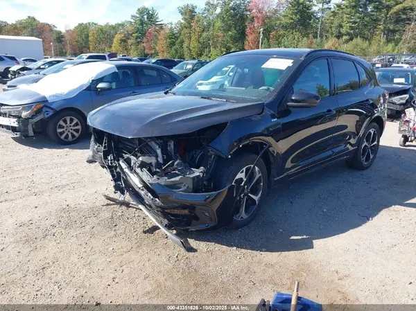 1FMCU9NA1RUA63570 2024 FORD ESCAPE - Image 2