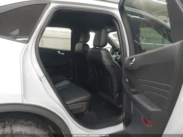 1FMCU9NA1SUA51215 2025 FORD ESCAPE - Image 8