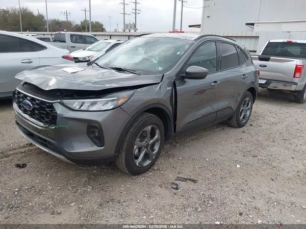 1FMCU9NA1SUB32893 2025 FORD ESCAPE - Image 2