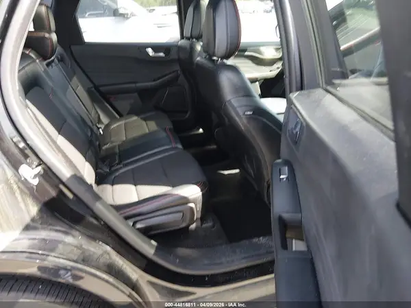 1FMCU9NA2PUA05108 2023 FORD ESCAPE - Image 8