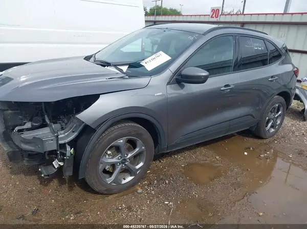 1FMCU9NA4SUA59289 2025 FORD ESCAPE - Image 2