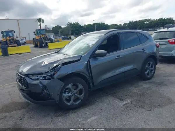 1FMCU9NA6SUB01056 2025 FORD ESCAPE - Image 2