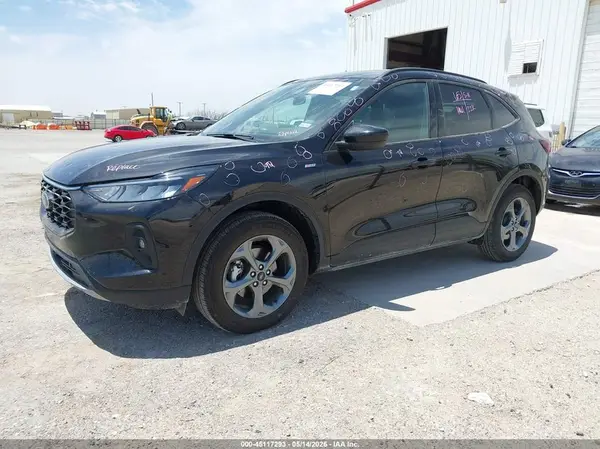 1FMCU9NA6SUB30928 2025 FORD ESCAPE - Image 2