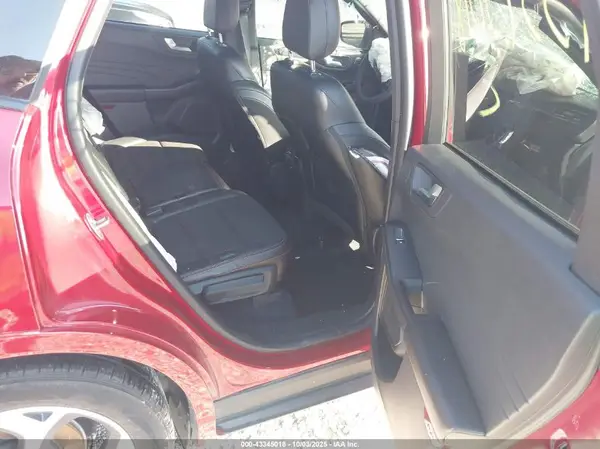 1FMCU9NA7PUB39502 2023 FORD ESCAPE - Image 8
