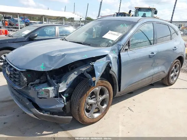 1FMCU9NA7SUA82291 2025 FORD ESCAPE - Image 2