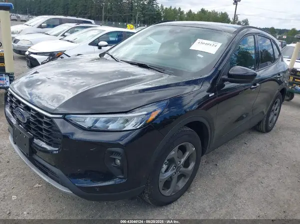 1FMCU9NA7SUB23809 2025 FORD ESCAPE - Image 2