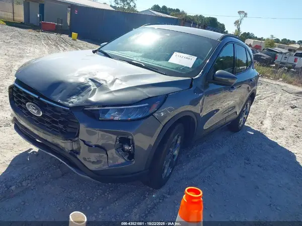 1FMCU9NA8SUA58792 2025 FORD ESCAPE - Image 2