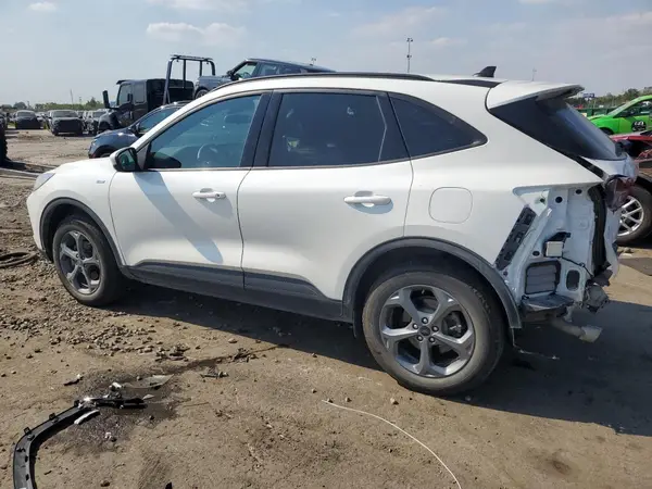 1FMCU9NA9SUA08449 2025 FORD ESCAPE - Image 2