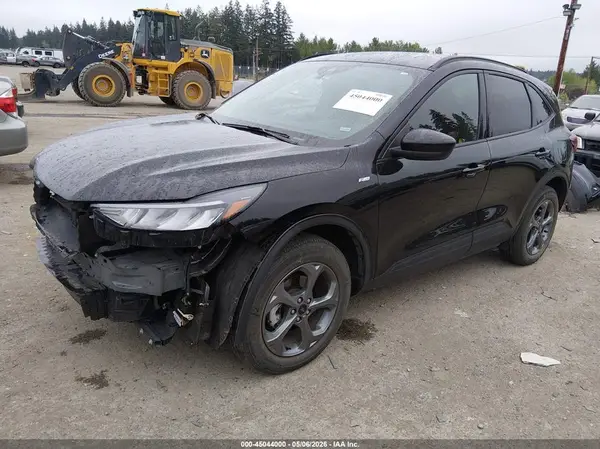 1FMCU9NA9SUA74919 2025 FORD ESCAPE - Image 2