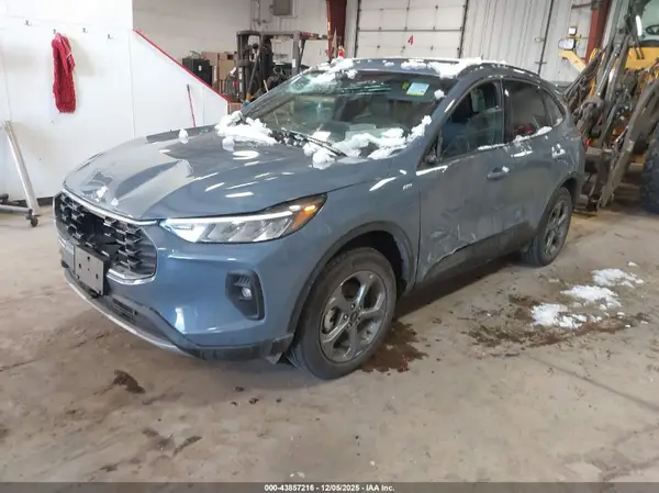 1FMCU9NA9SUB03934 2025 FORD ESCAPE - Image 2