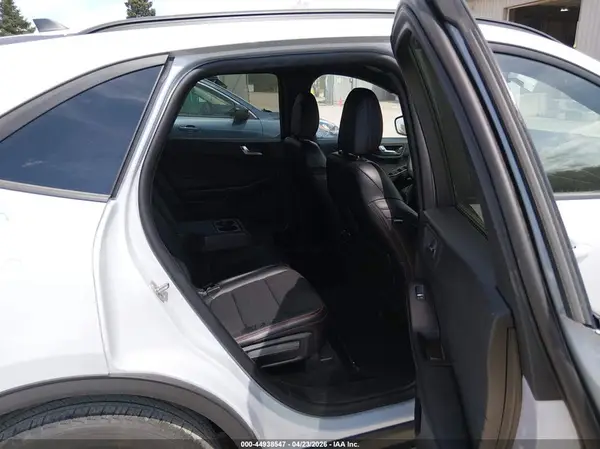 1FMCU9NA9SUB34892 2025 FORD ESCAPE - Image 8