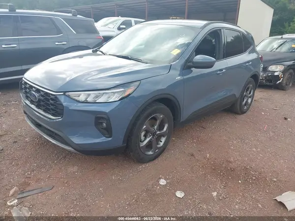 1FMCU9NAXSUA42156 2025 FORD ESCAPE - Image 2