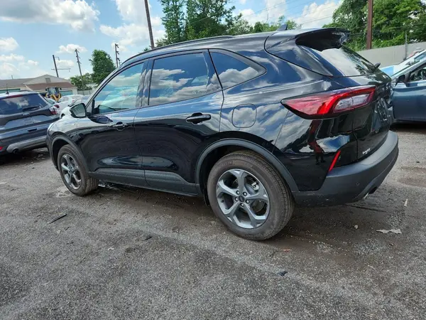 1FMCU9NAXSUA49270 2025 FORD ESCAPE - Image 2