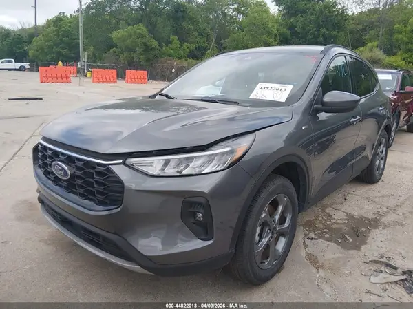 1FMCU9NAXSUA82916 2025 FORD ESCAPE - Image 2