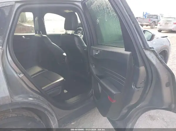 1FMCU9NAXSUB32360 2025 FORD ESCAPE - Image 8