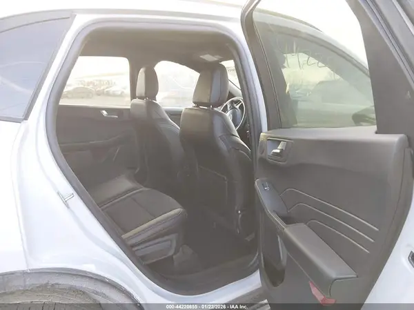 1FMCU9NZ2SUB08074 2025 FORD ESCAPE - Image 8